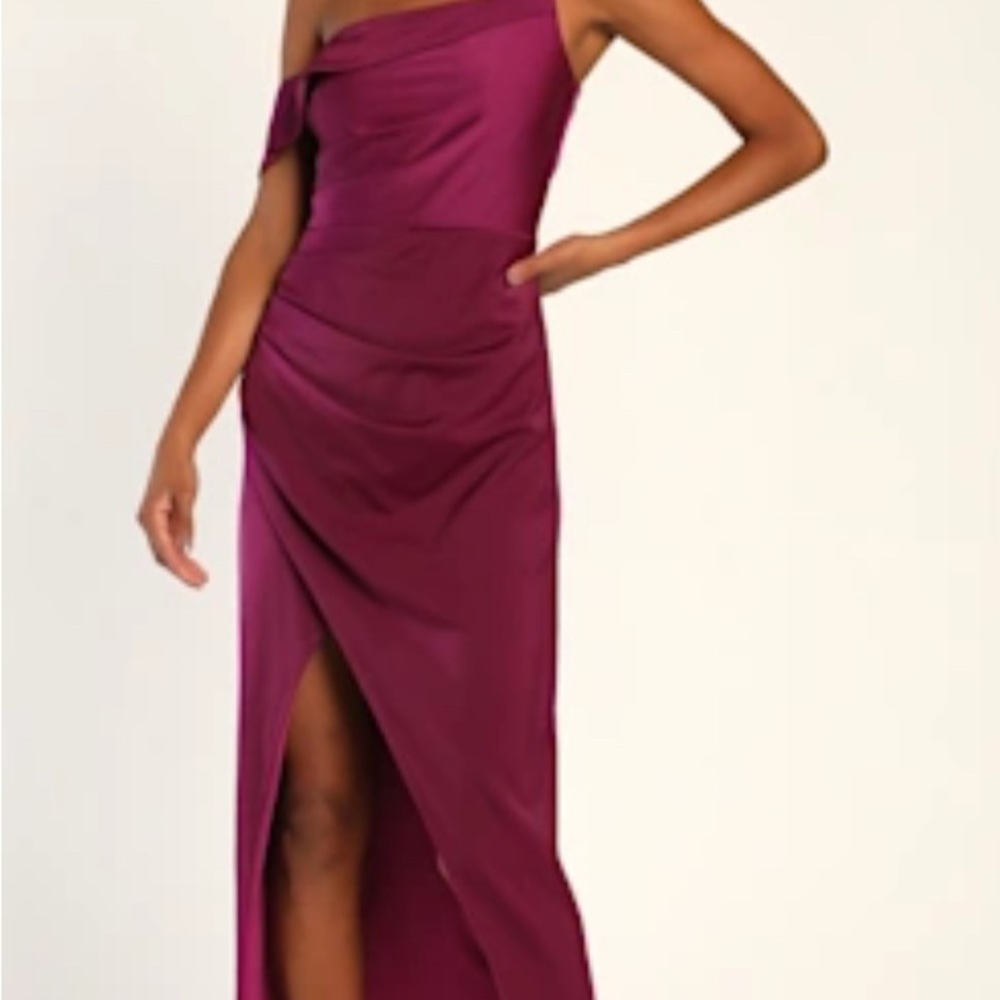 Showing Off a Little Magenta Asymmetrical Tulip Midi Dress